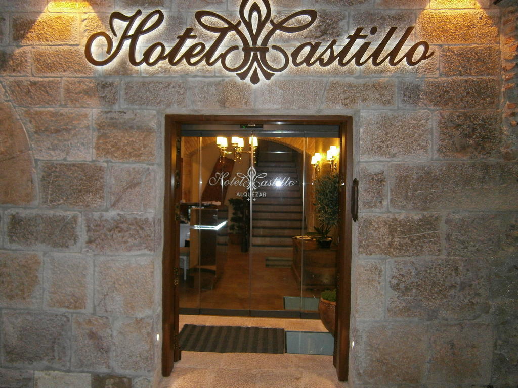 Hotel Castillo De Alquezar Exterior photo